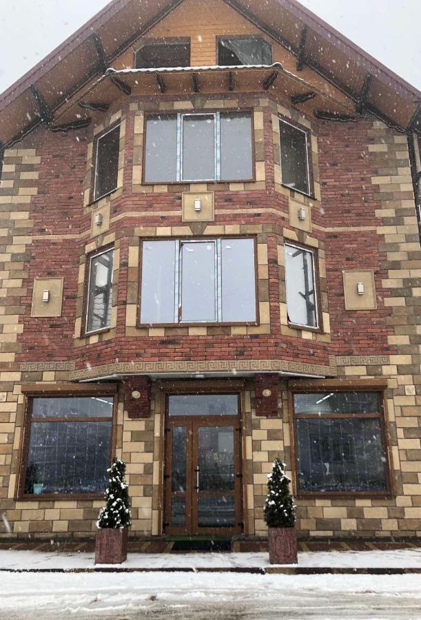 Hotel Korona Karpat Lazeščyna Exteriér fotografie